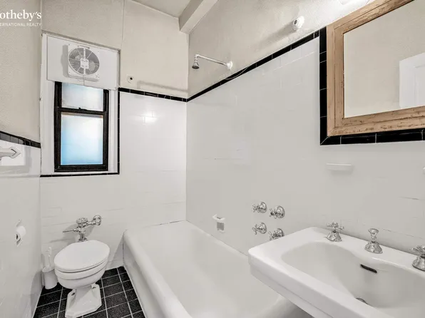 425 East 86th Street image 9 of 9