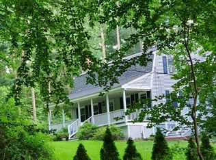 16 Laurel Ave, Westford, MA 01886