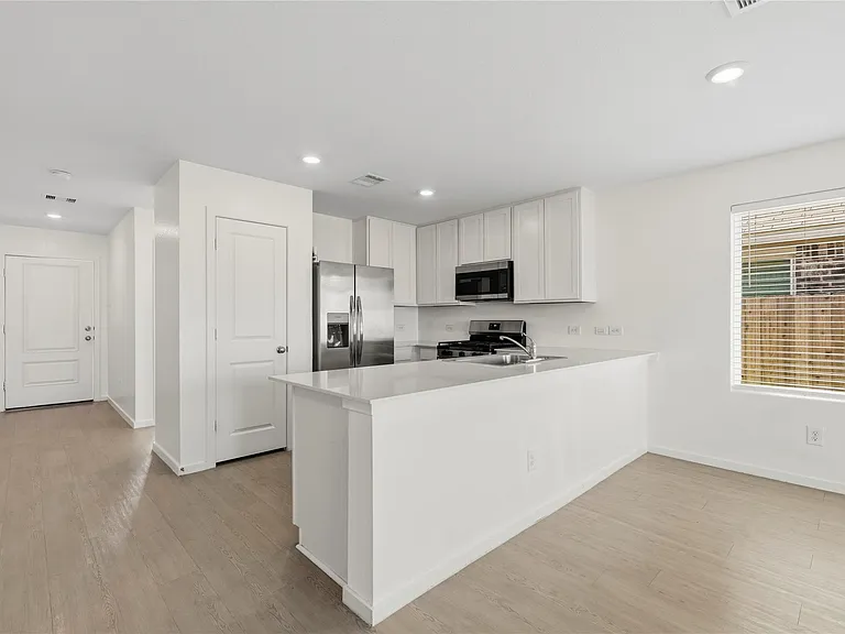 9323 Speckled Trout Dr — Photo 9