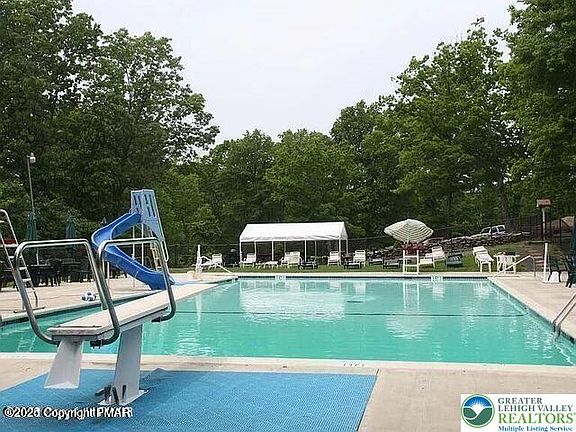 5th image of Spring Ct