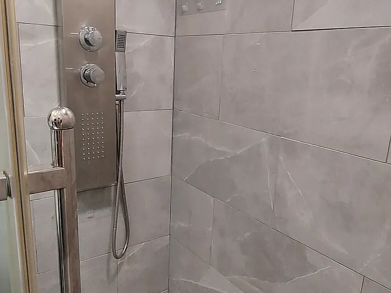 1407 Holly Heights Dr — Photo 9
