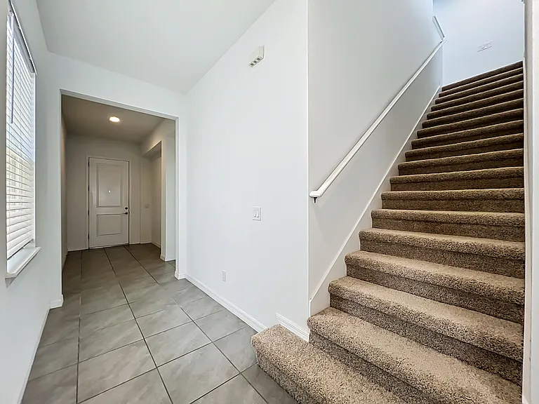16007 Micelli Dr — Photo 23