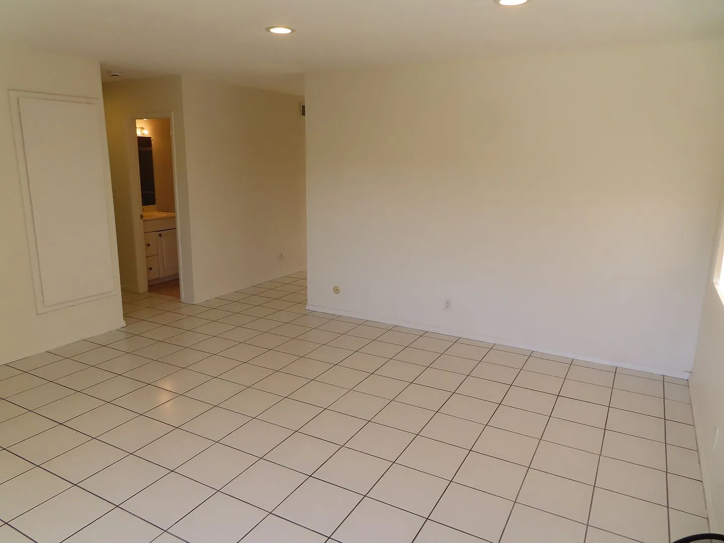 Four bedroom house in Mira Mesa — Photo 4