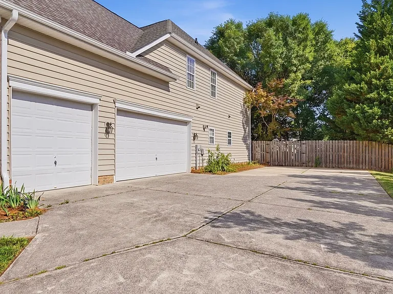 1915 Prima Cornice Ct — Photo 15