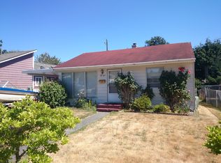 9240 31st Ave SW, Seattle, WA 98126