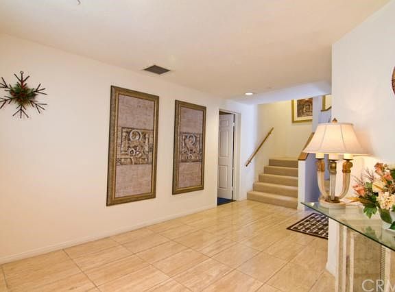 4th image of 20 Ocean Park Blvd Unit 20