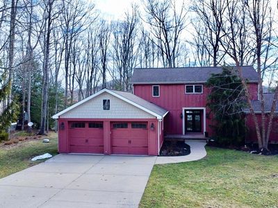 294 Far Country Dr, Daniels, WV, 25832