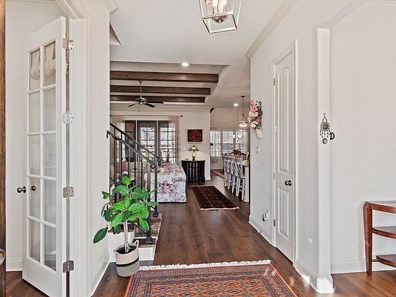 4th image of 202 Chadwick Woods Ln