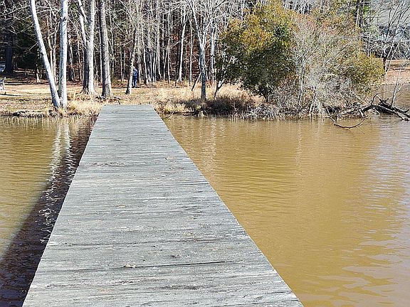 DockShore water level 3-4 ft