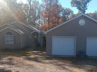 1310 Promise Land Rd, Charlotte, TN 37036