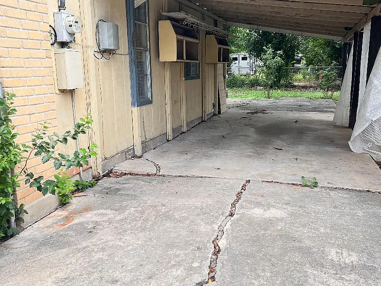 Carport