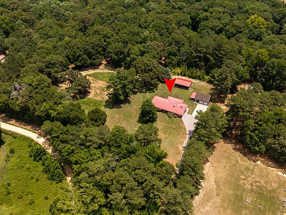 2nd image of 138 Heatleys End Rd