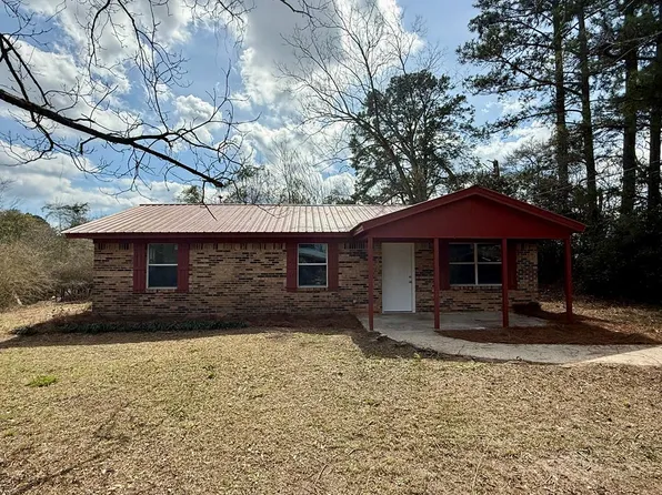 126 Hillcrest Dr, Opp, AL 36467