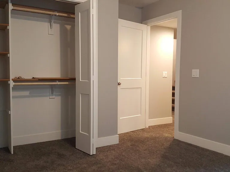 5128 Betty Lou Blvd — Photo 32