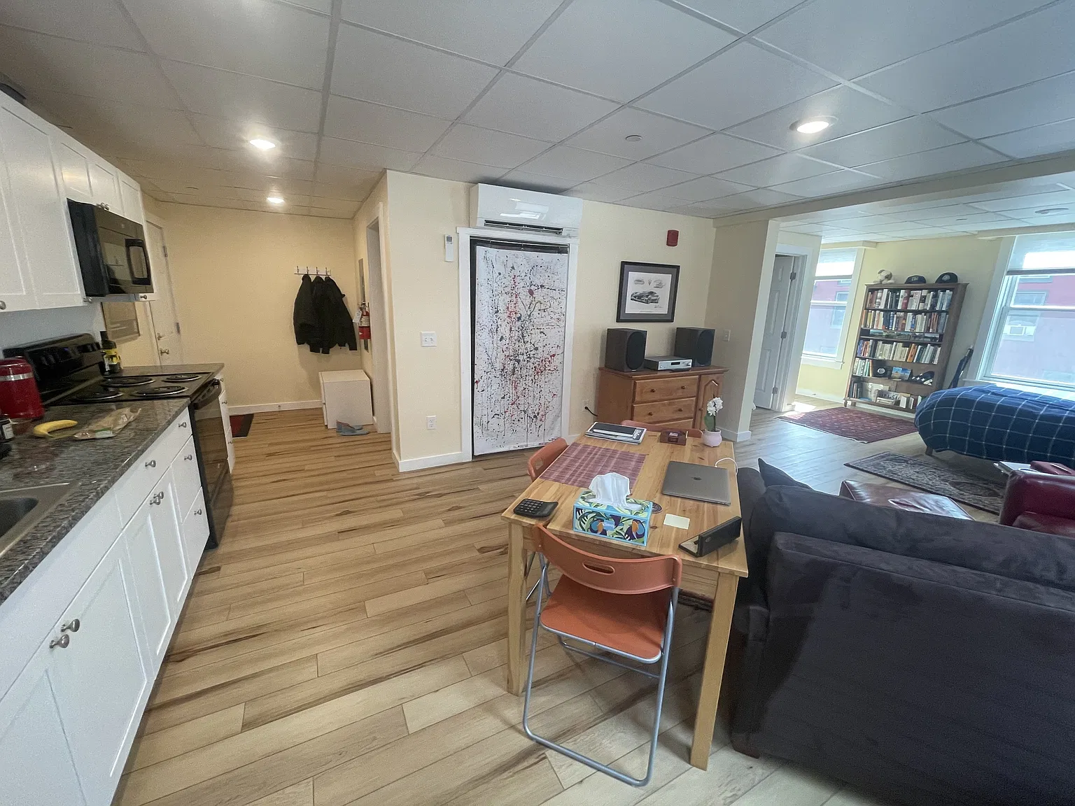 81 Pearl St — Photo 3