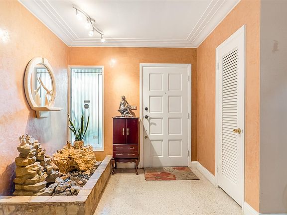 4th image of 13920 N Miami Avenue
