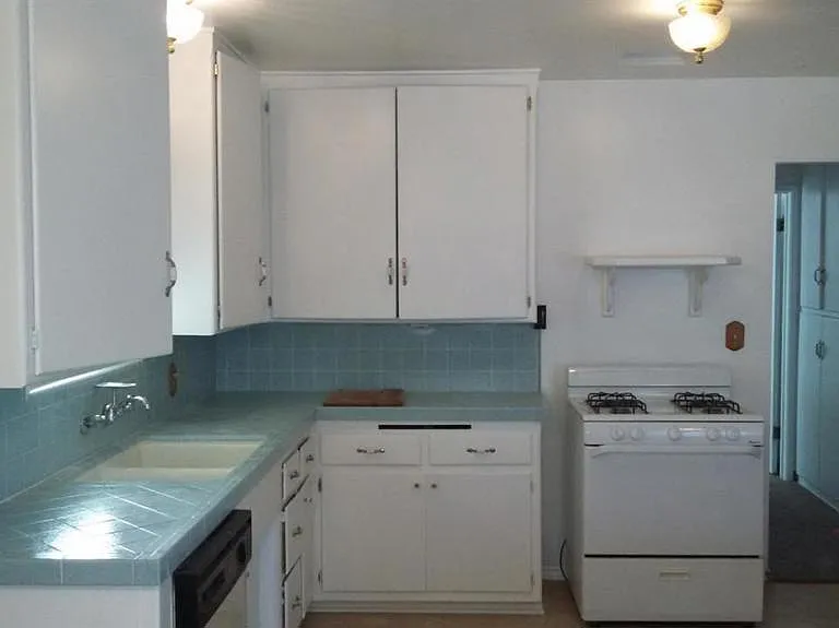 250 Lucada St — Photo 6