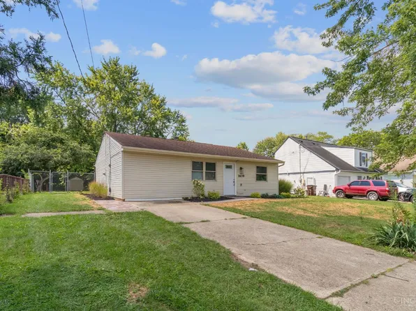 1639 W Kemper Rd, Cincinnati, OH 45240