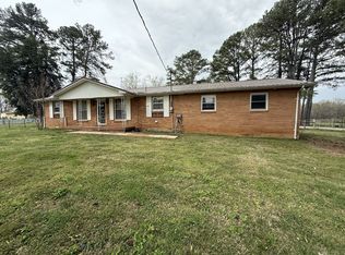619 N Diagonal St, Decherd, TN 37324