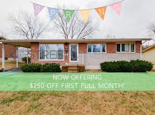 7036 Marlac Dr, Hazelwood, MO