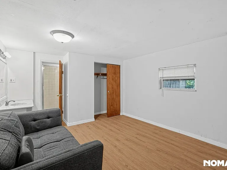 8915 N Orleans Ave — Photo 2