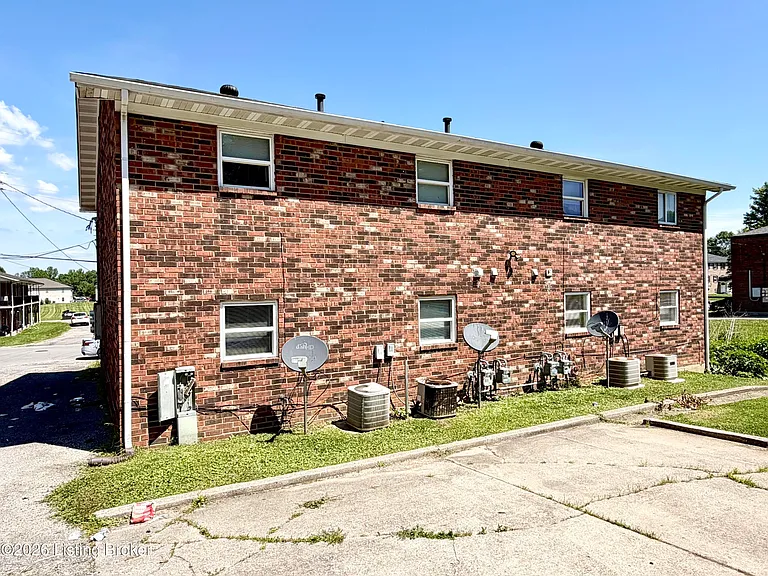 3216 Fordhaven Rd #1 — Photo 8