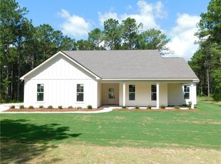 129 Jenkins Rd, Opelika, AL 36804