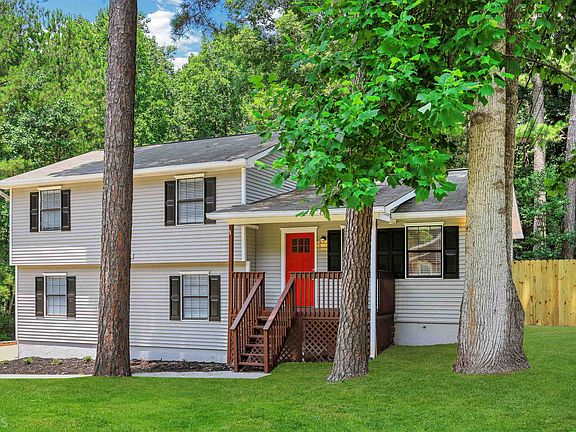 4th image of 839 Sangria Ct