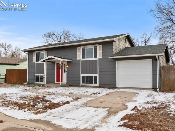 214 Robin St, Fountain, CO 80817