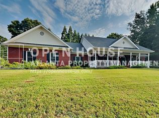 601 Peach Pl, Loganville, GA 30052