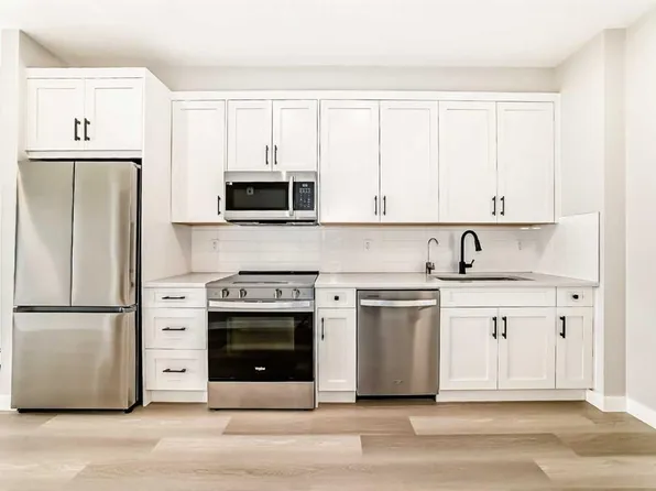 3700 W Seton Ave SE #1409, Calgary, AB T3M 4J1