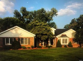 152 Grange Ct, Weldon Spring, MO 63304