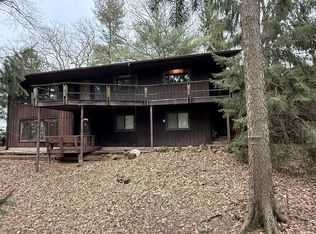 604 Hillandale Ct, Morrison, IL 61270