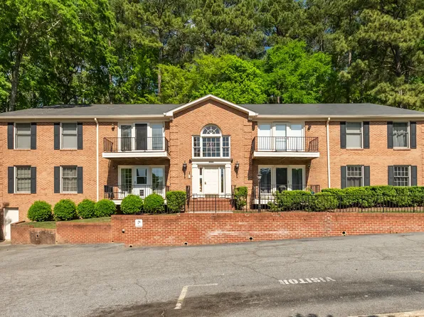 1515 E Franklin St APT 13, Chapel Hill, NC 27514
