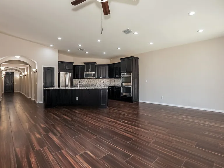 22258 E Cherrywood Ct — Photo 3
