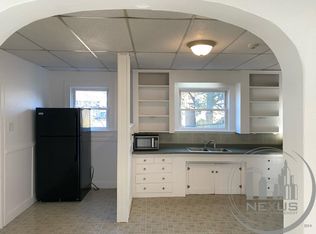 34 Franklin St APT 1R, Woonsocket, RI 02895