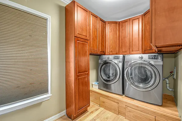 Rented by R D Realty Consultants Inc. | media 23