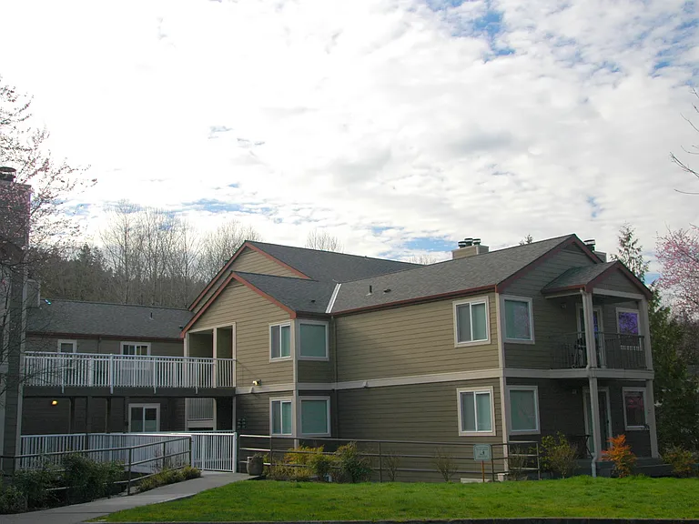 700 Front St S #B208 — Photo 1