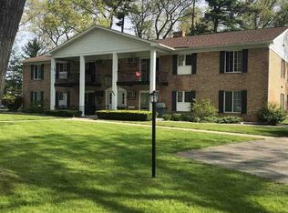 721 Indian Trail Blvd APT 24, Traverse City, MI
