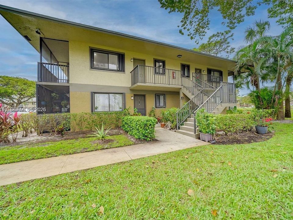 1st image of 677 Trace Cir APT 211