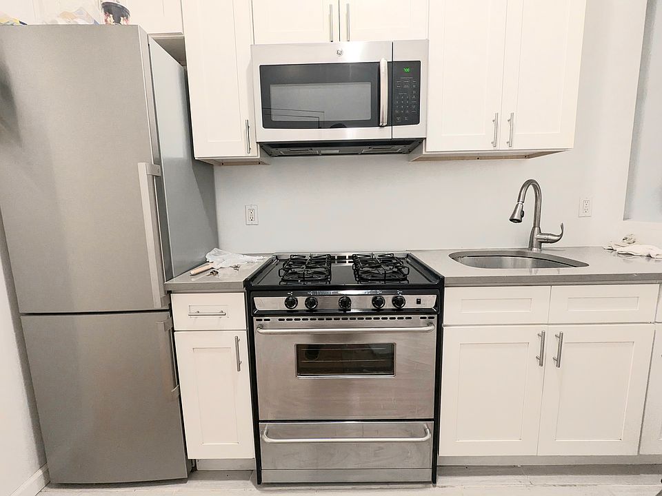 1st image of 115 W 106th St APT B
