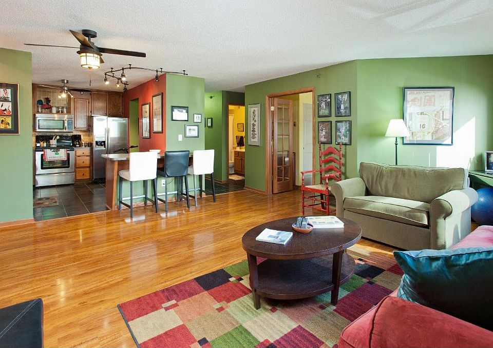 1st image of 433 S 7th St APT 1615