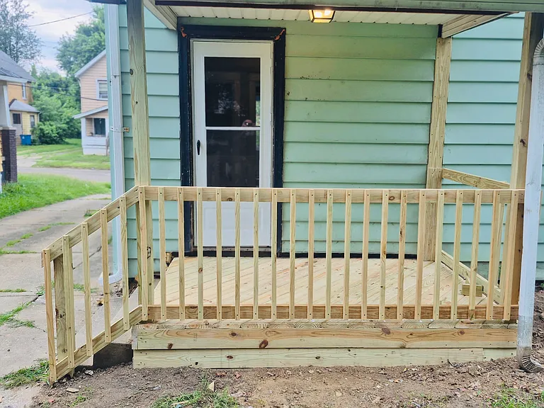 48 Bright Ave — Photo 4