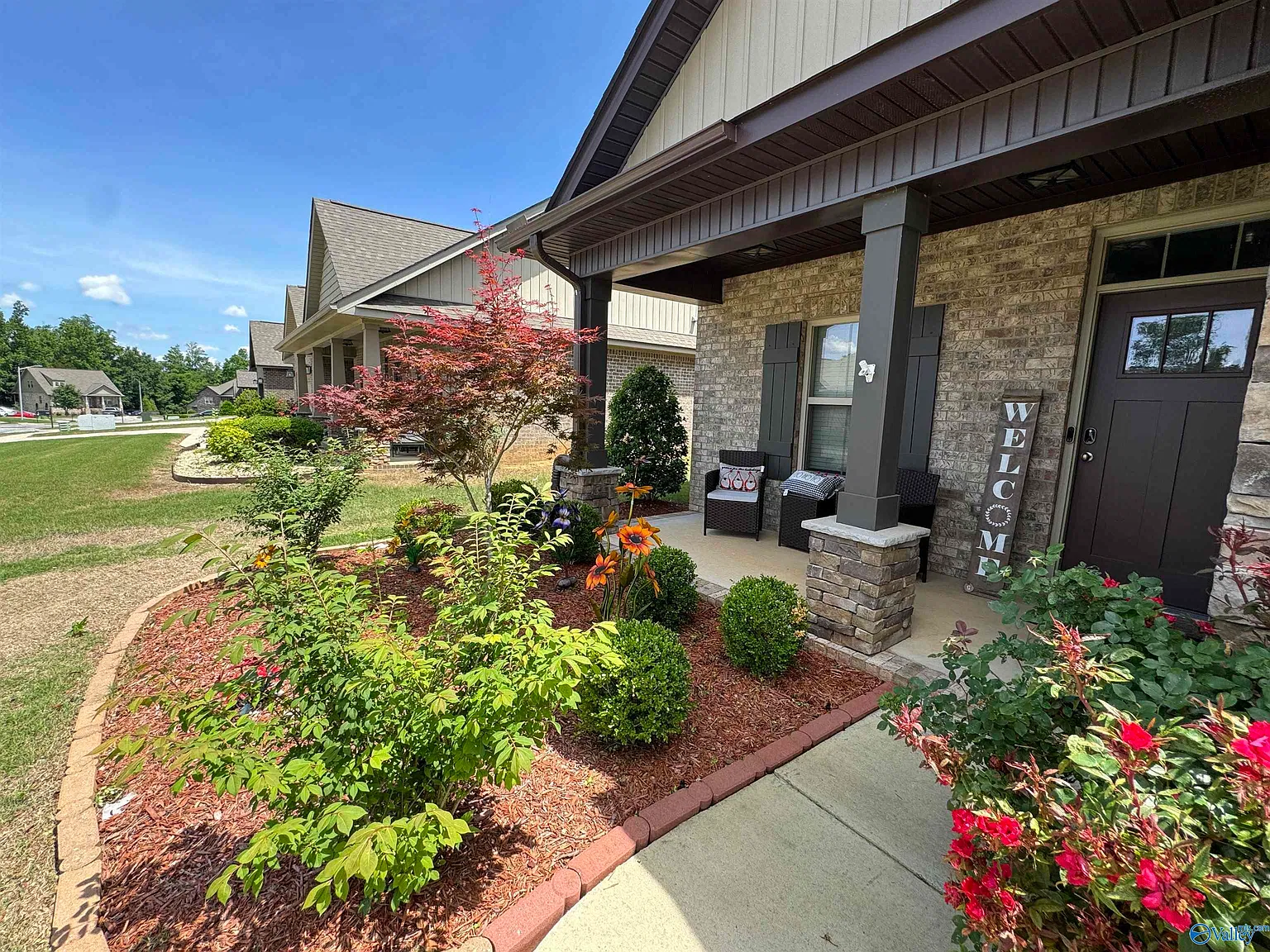 4 bed, 3.0 bath, 3000 sqft, $2,550 — Photo 1
