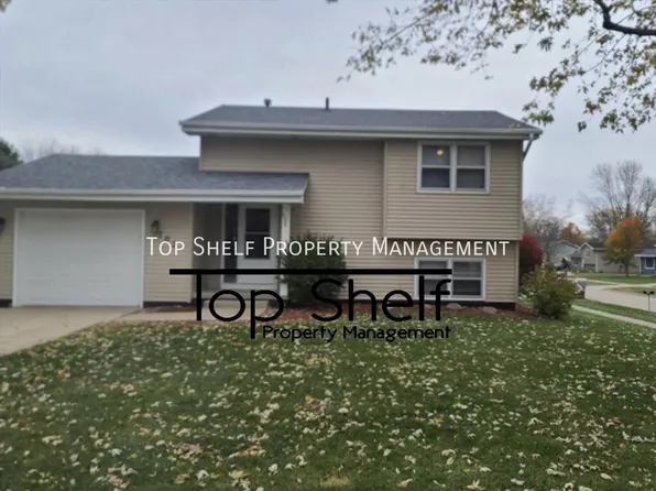703 11th Ave NW, Altoona, IA 50009