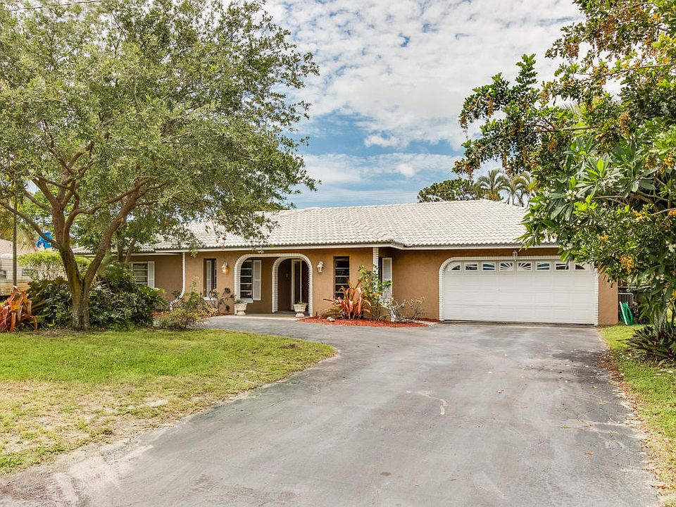 1st image of 3604 Sherwood Blvd