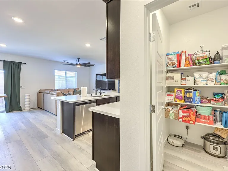 7025 Wales Coast St — Photo 10