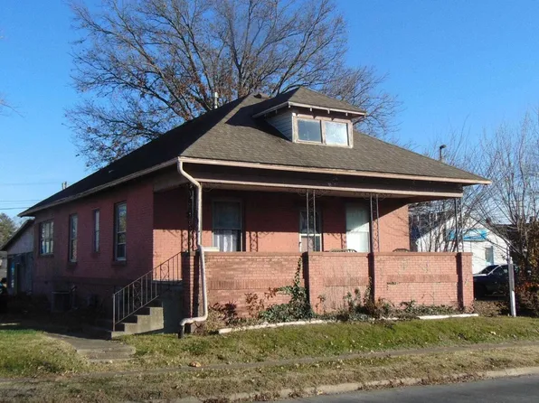 1105 N Court St, Marion, IL 62959