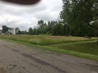 3706 Newman Rd, Ransomville, NY 14131