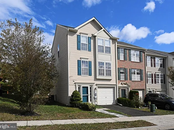 304 Joshua Ct, North Wales, PA 19454